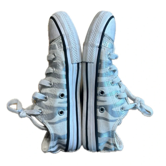 Converse Chuck Taylor All Star Ox Archive Zebra White/Black Canvas Shoes 1 Kids - Picture 2 of 4